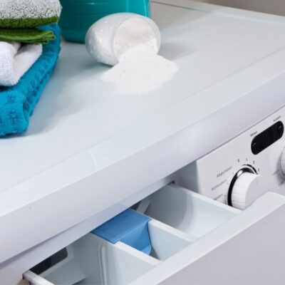 Ce se întâmplă dacă pui piper în mașina de spălat. Trucul minune pe care trebuie să îl știe gospodinele