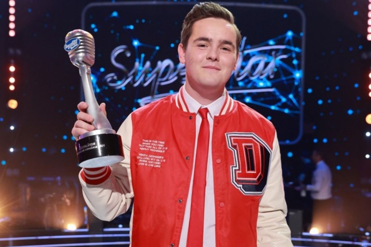 Cine este, de fapt, Alessandro Mucea, câștigătorul Superstar România 2021