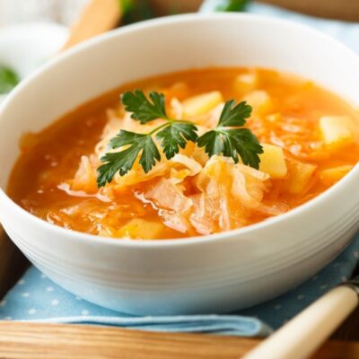 Dieta cu supă de varză. Cum slăbești rapid, ieftin și eficient, în doar 7 zile. Sursă foto: Canva